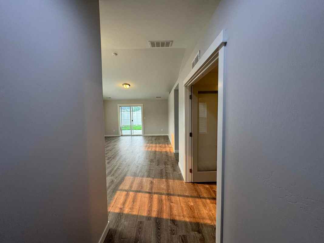 2205 E Elm Grove Dr - Photo 4 of 20