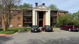 4002 Governors Sq - Photo 1 of 1