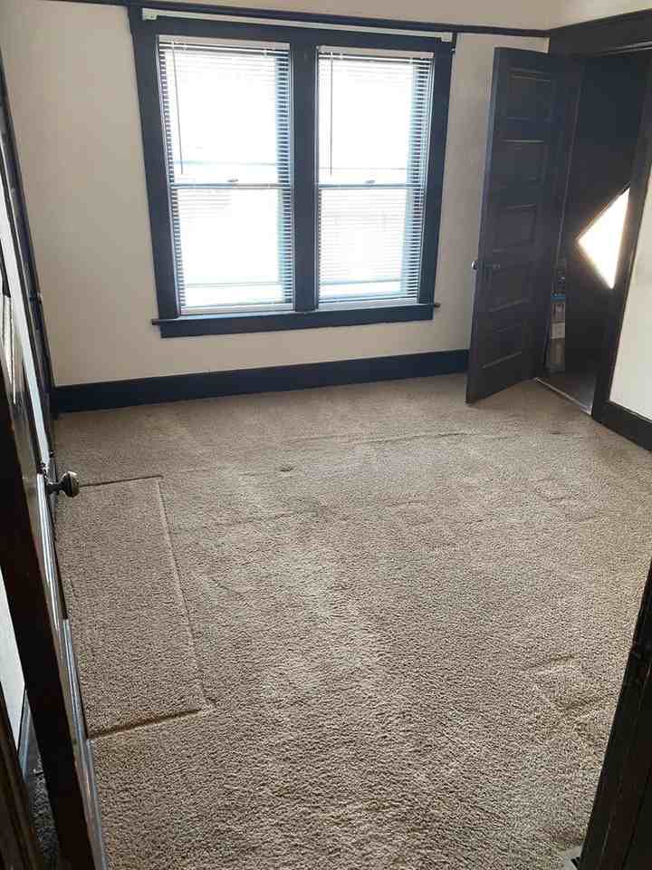 2016 N Post St - Photo 2 of 6