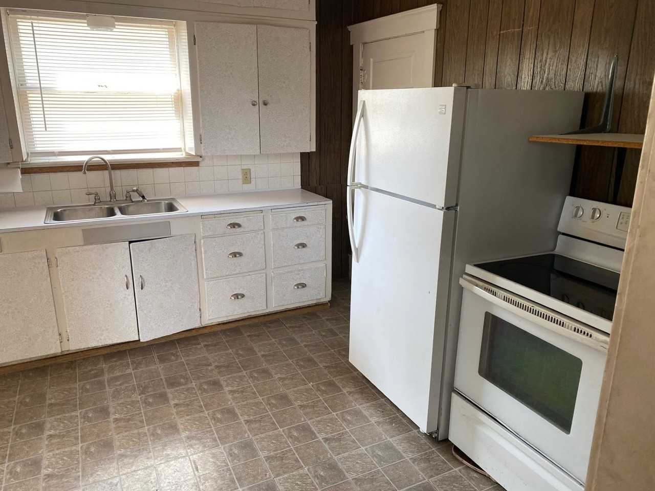 2016 N Post St - Photo 3 of 6
