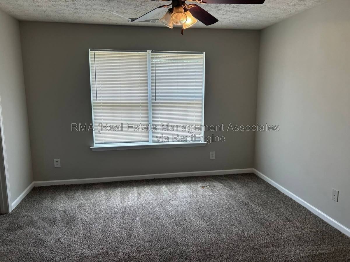 1768 Carrington Dr - Photo 2 of 9