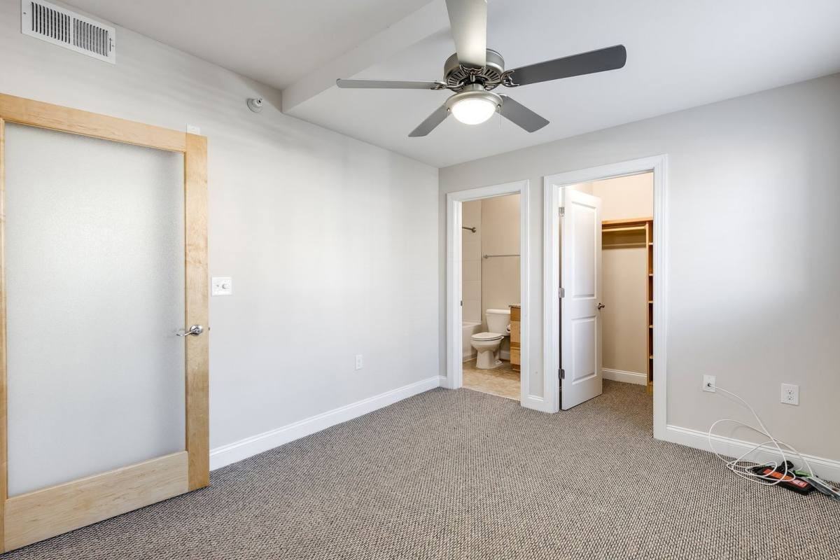 1710 E Franklin St #1 - Photo 4 of 10