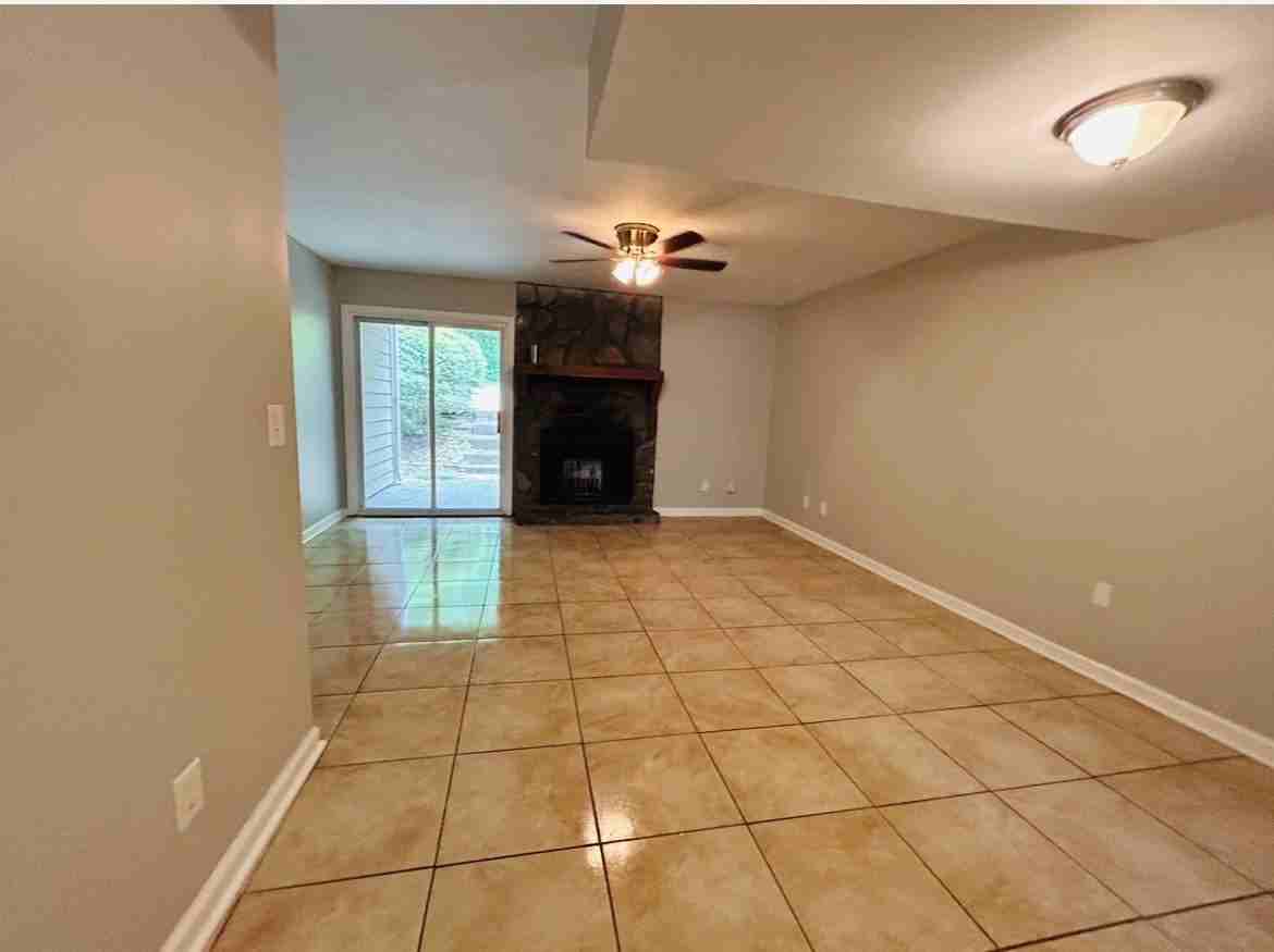 6328 Baker Ct #1 - Photo 4 of 10