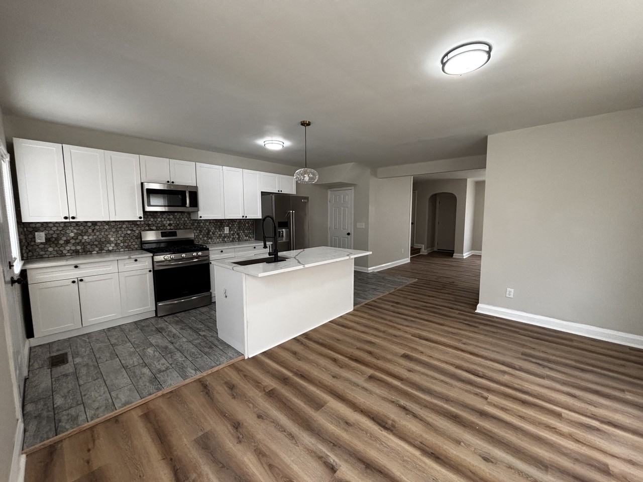 1555 Northwick Rd #1 - Photo 5 of 24