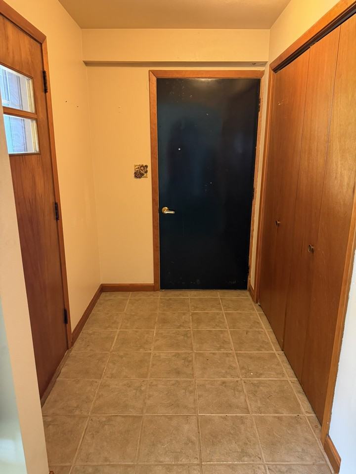 515 N Dewey St #A - Photo 3 of 25