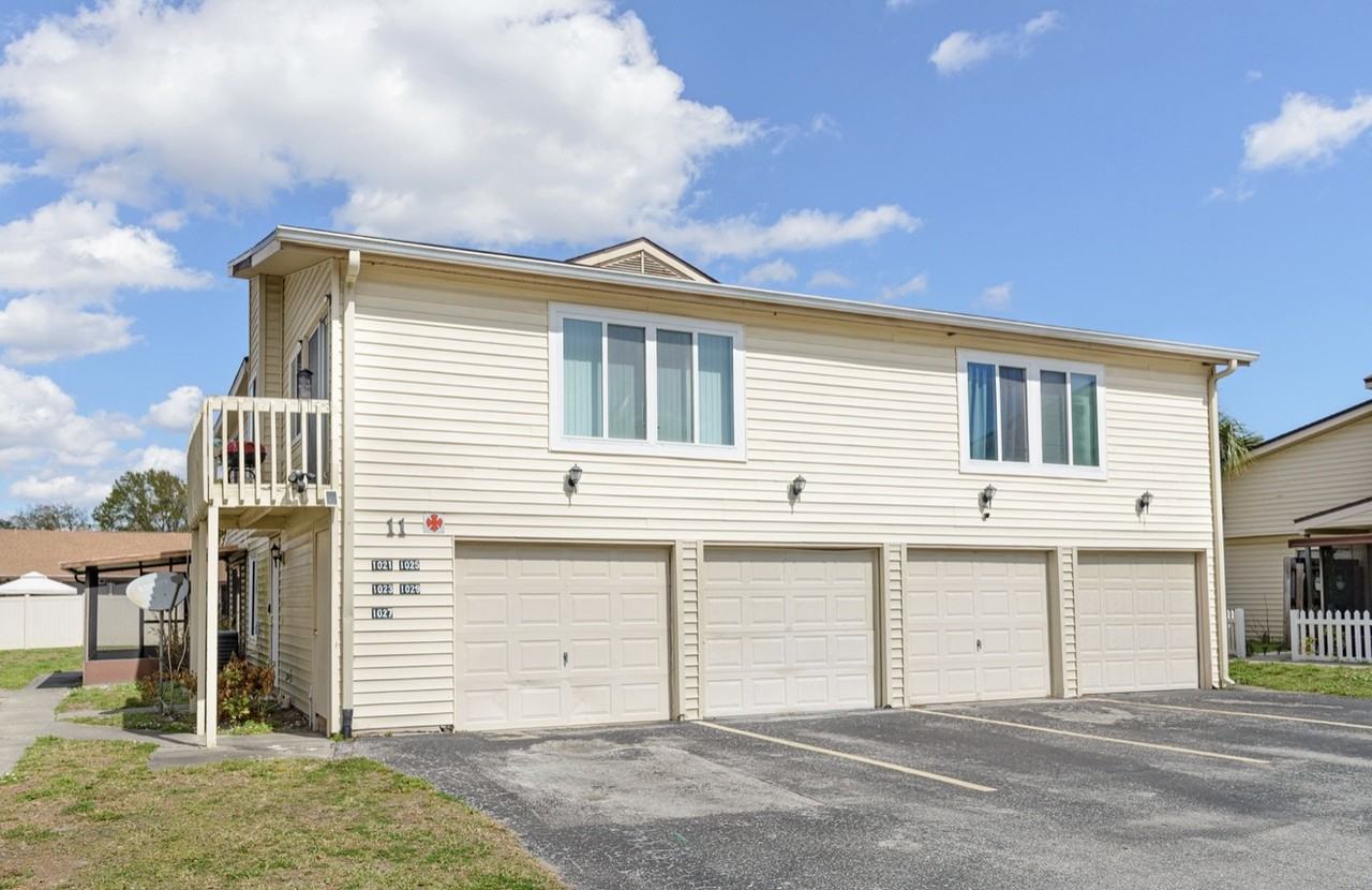 1023 Spring Meadow Dr #1 - Photo 2 of 10