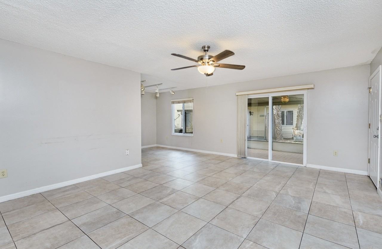 1023 Spring Meadow Dr #1 - Photo 3 of 10