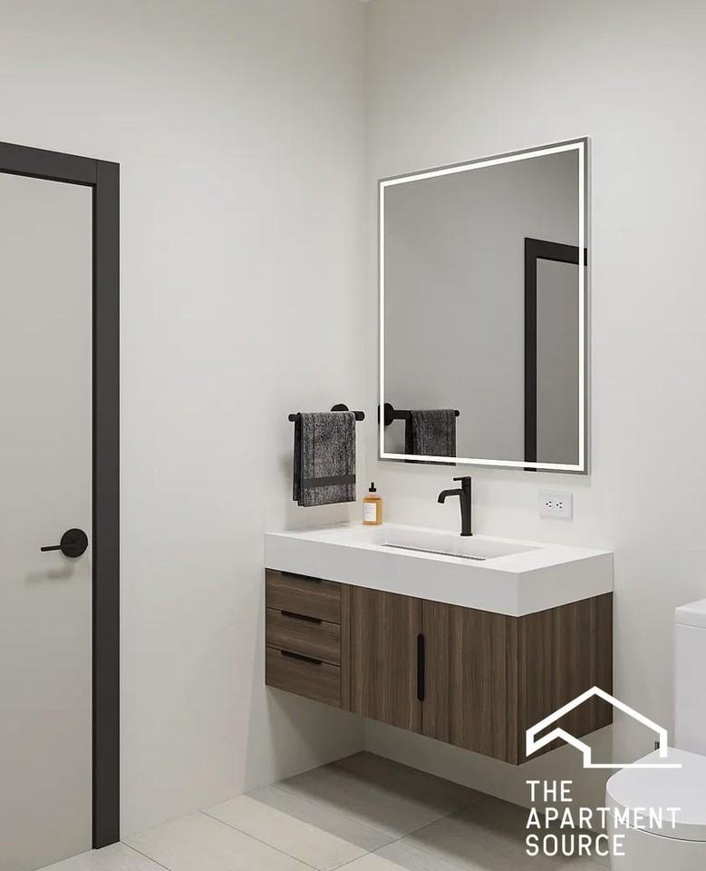 691 N Milwaukee Ave #304 - Photo 3 of 12