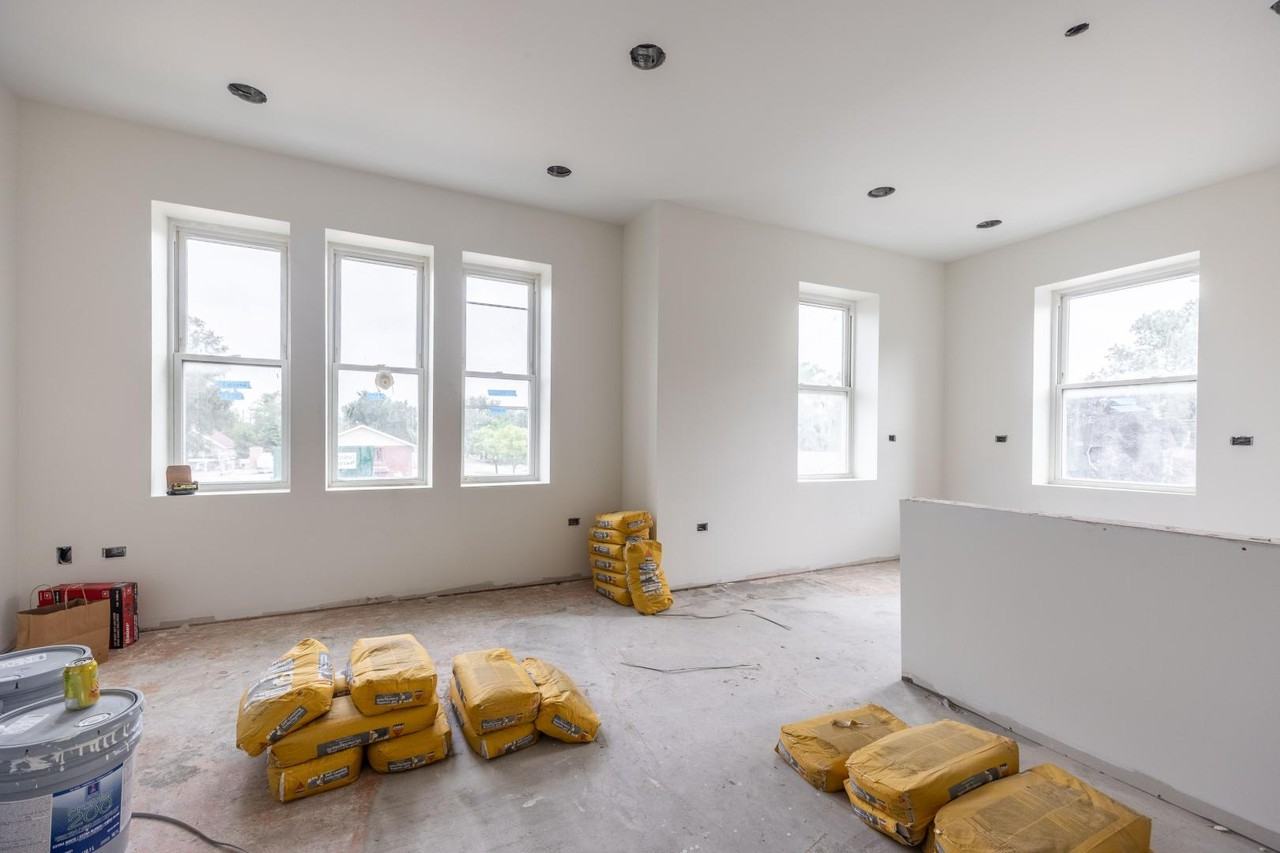 8001 Edgewater Rd #102 - Photo 4 of 20