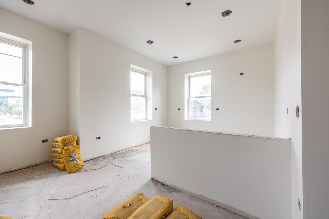 8001 Edgewater Rd #201 - Photo 6 of 20