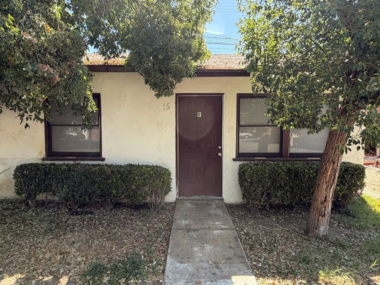332 Metzler St #R - Photo 3 of 9