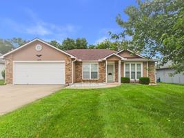 featured image of 1213 Fox Run Dr