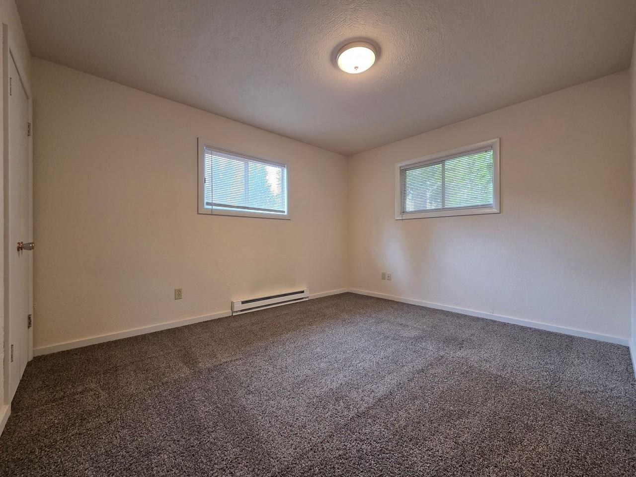 711 83rd Ave Sw - Photo 6 of 18