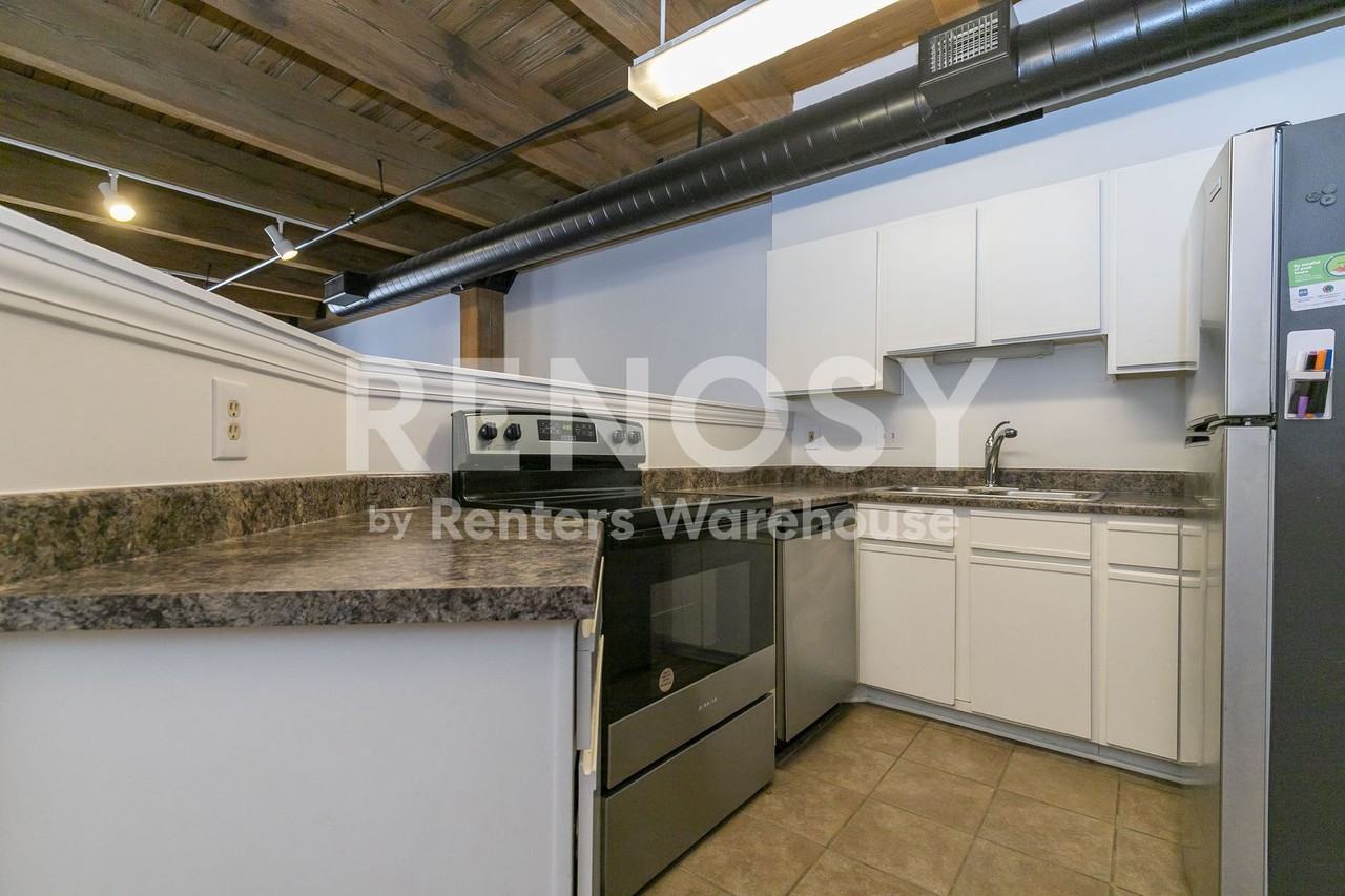 700 Broadway Blvd #210 - Photo 2 of 14