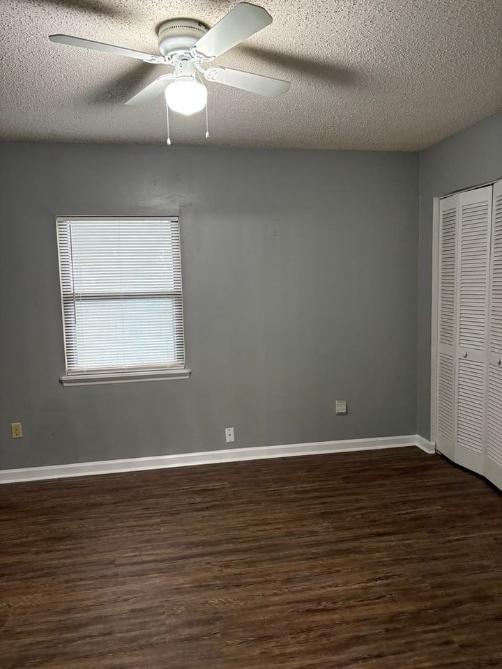 2840 Misty Garden Cir - Photo 3 of 11