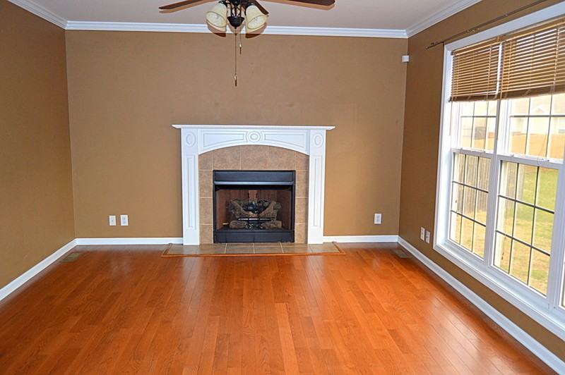 3769 Nadia Ct - Photo 2 of 13