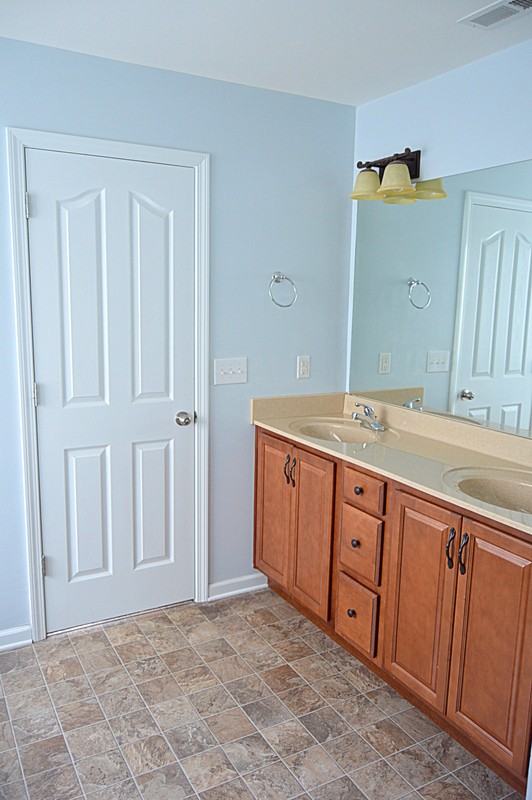 3769 Nadia Ct - Photo 7 of 13