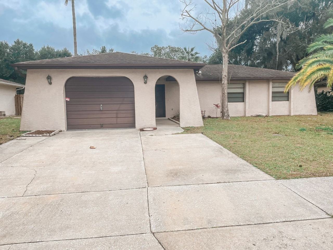 12834 Lake Tree Ln - Photo 3 of 13