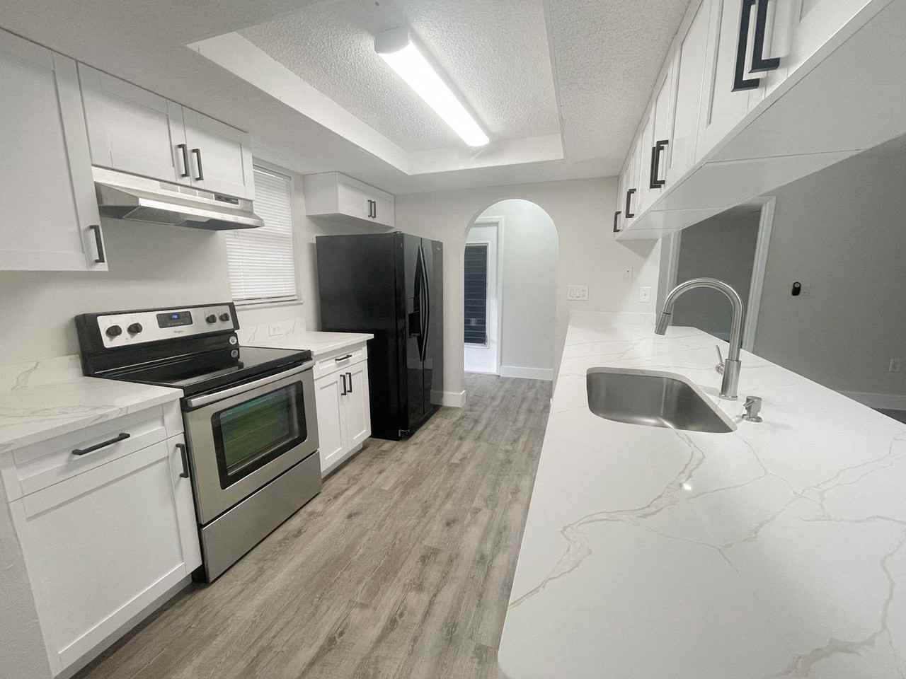 12834 Lake Tree Ln - Photo 5 of 13
