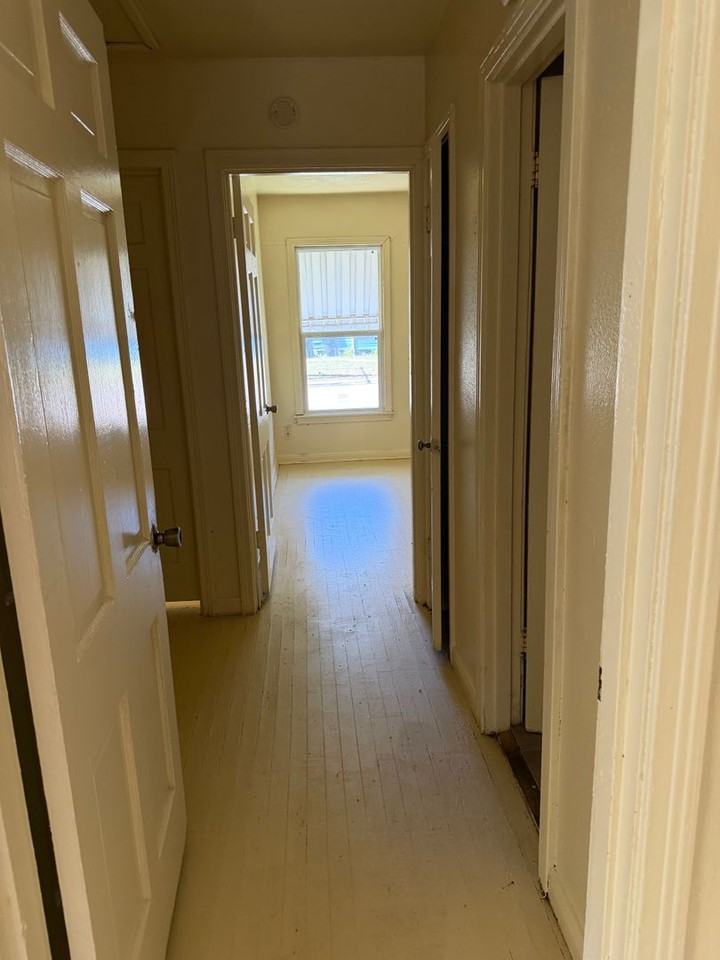 3833 Rolando Ave - Photo 7 of 14