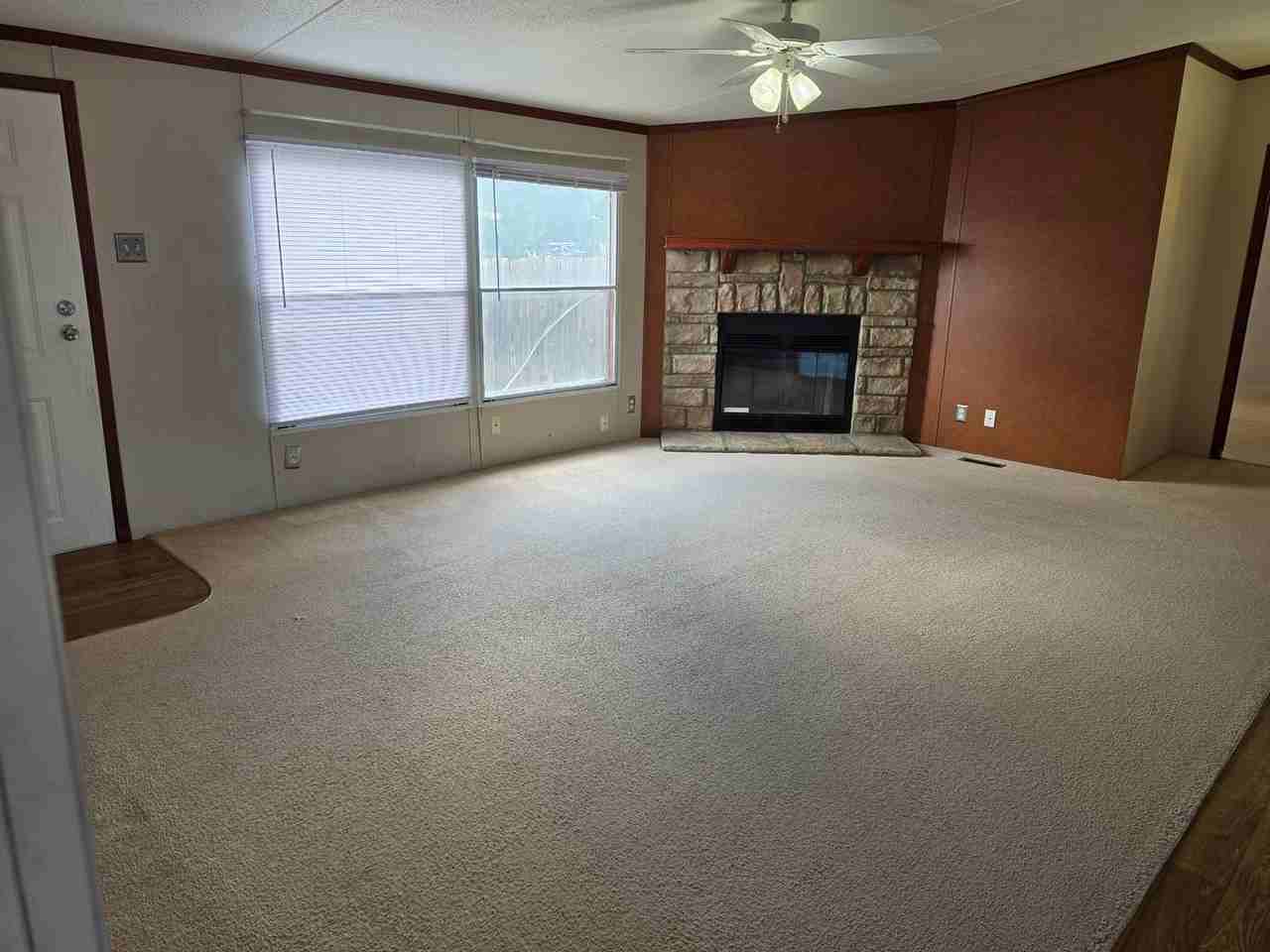 1617 E Brazos St - Photo 7 of 43