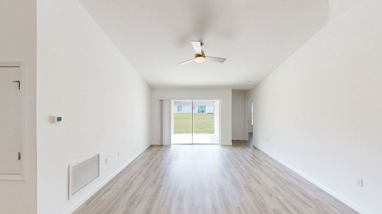 1591 Rushmore Ave Se - Photo 5 of 9