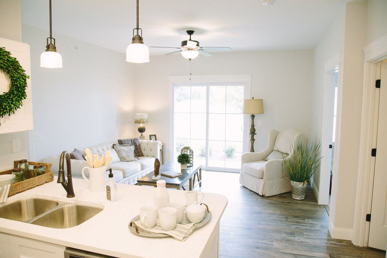 260 Lexington Avenue - Photo 2 of 5