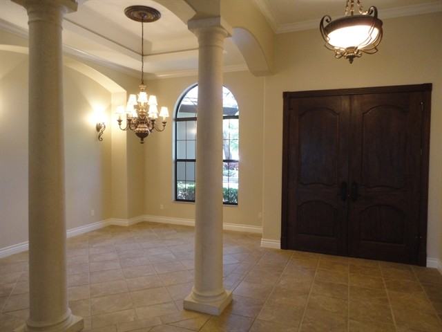 10543 Pontofino Cir - Photo 2 of 25