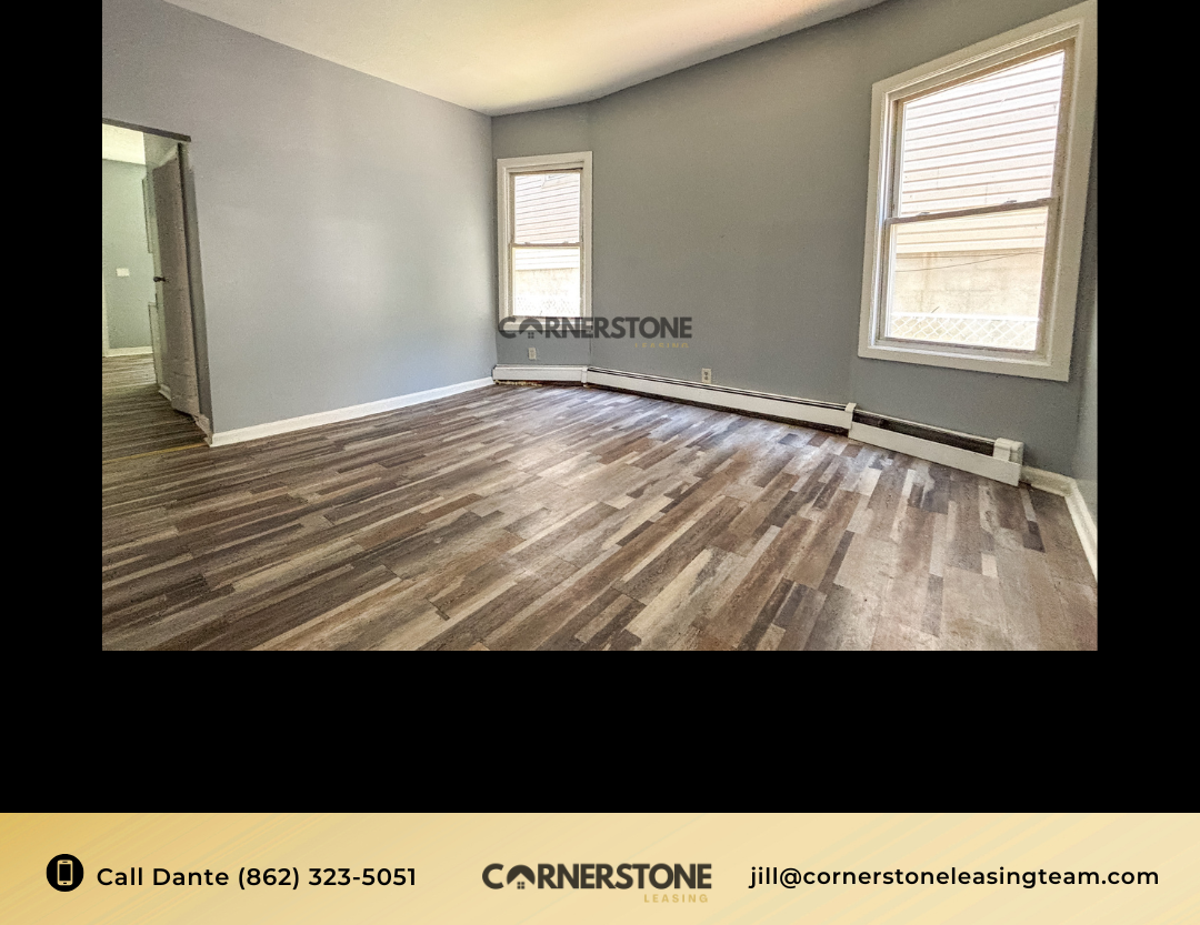 136 Godwin Ave - Photo 4 of 12