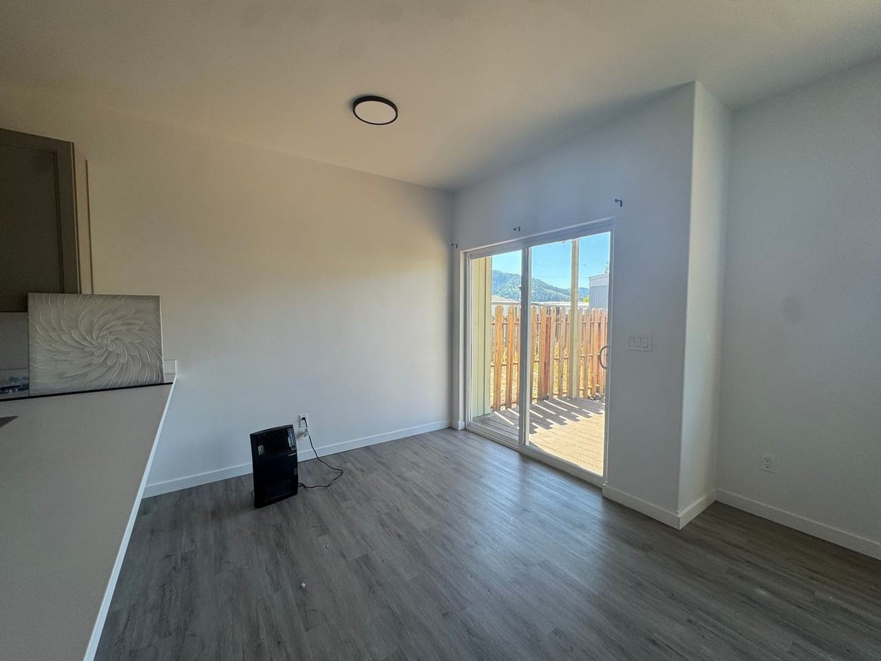 160 Allison Ave - Photo 6 of 21