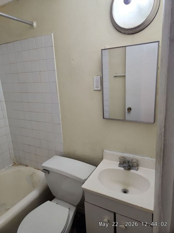 St. Jude Apartments - Photo 7 of 7