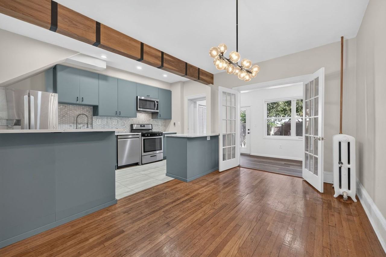 745 Irving St Nw - Photo 4 of 15