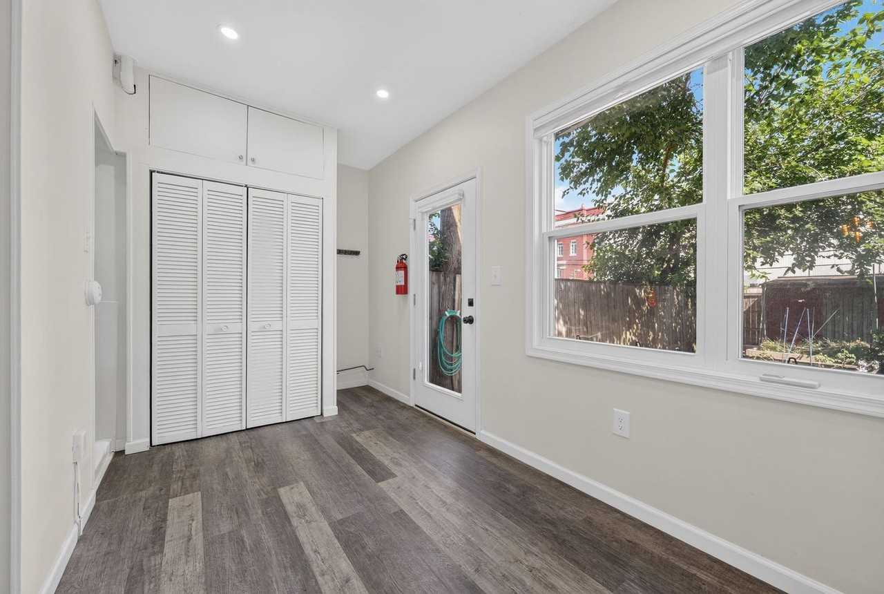 745 Irving St Nw - Photo 7 of 15