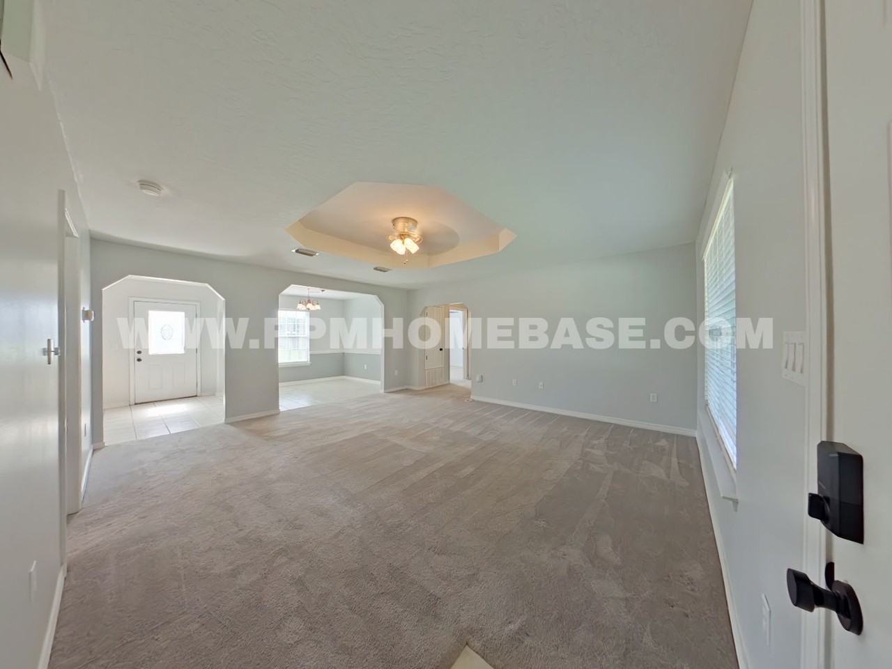 2030 Vizcaya Dr - Photo 2 of 21