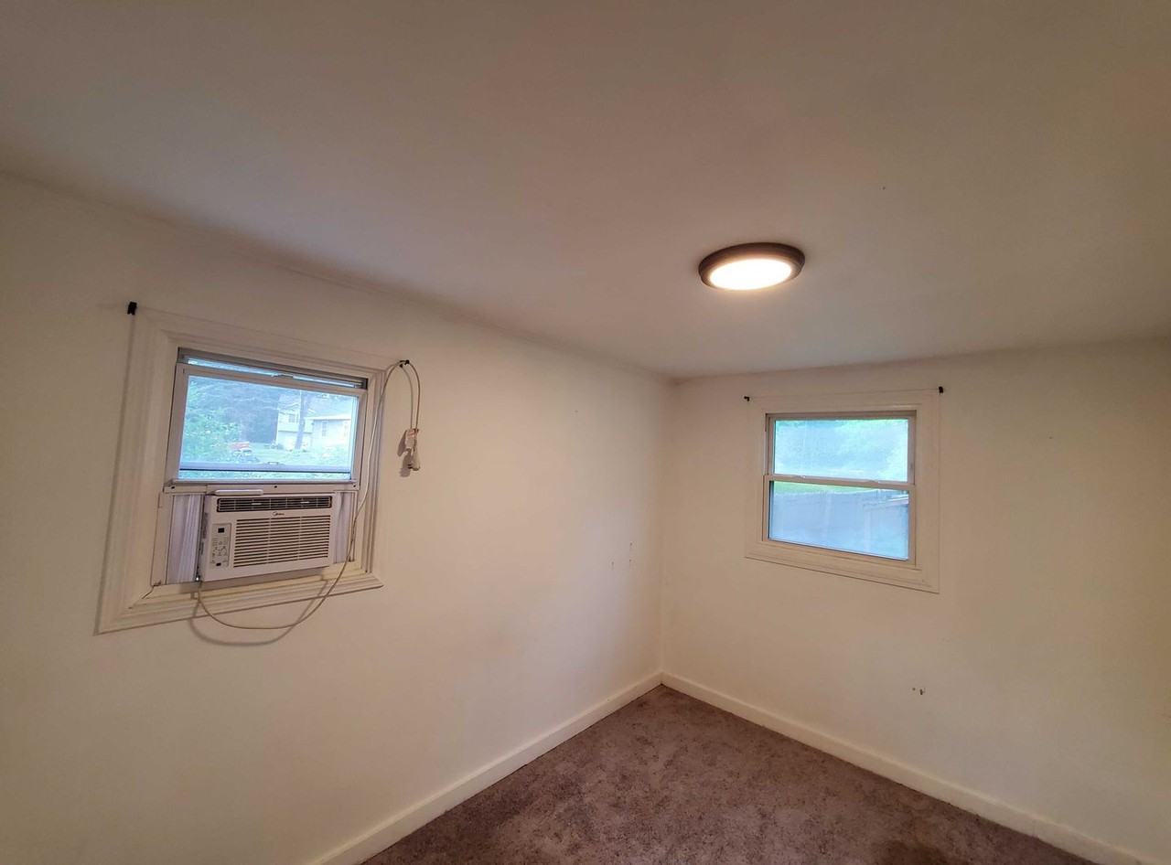 4205 Albany St - Photo 4 of 7