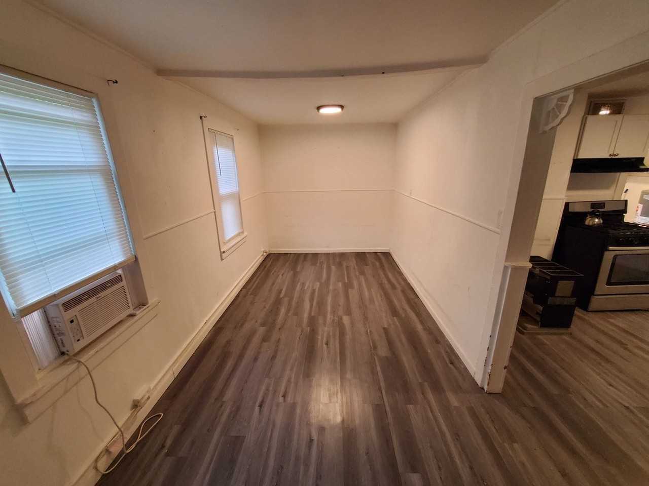 4205 Albany St - Photo 5 of 7