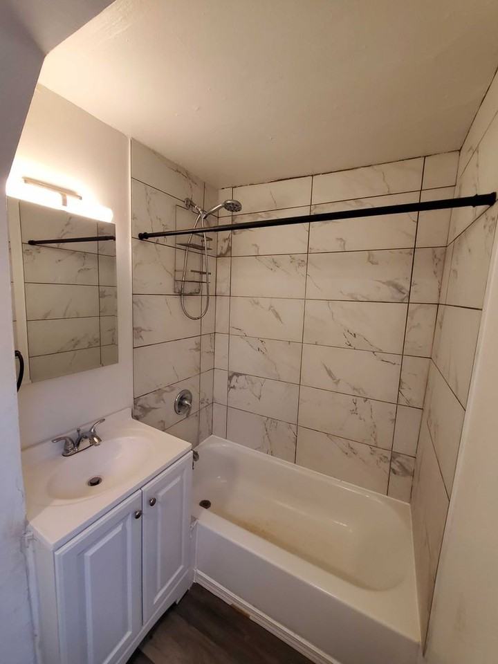 4205 Albany St - Photo 6 of 7