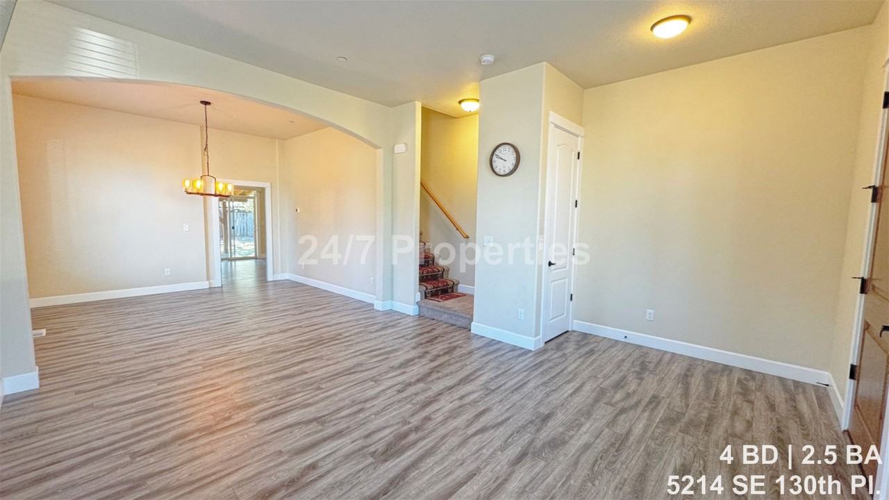 5214 Se 130th Pl - Photo 3 of 24