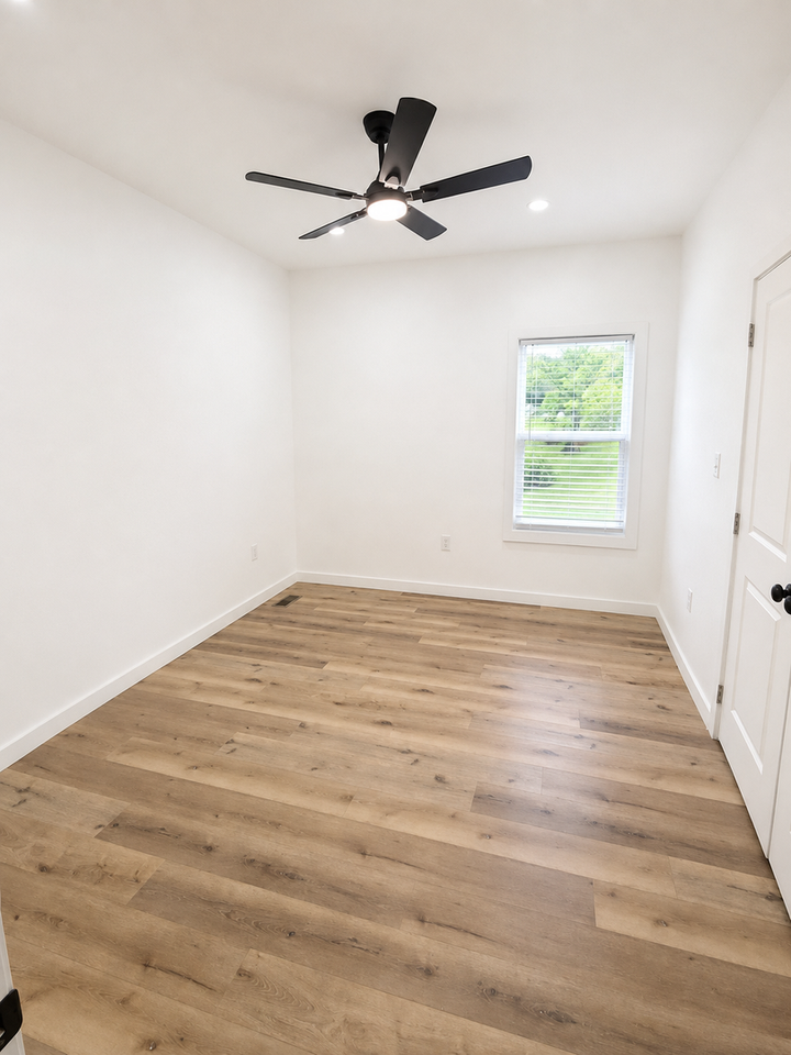 134 Stone Dr - Photo 7 of 9