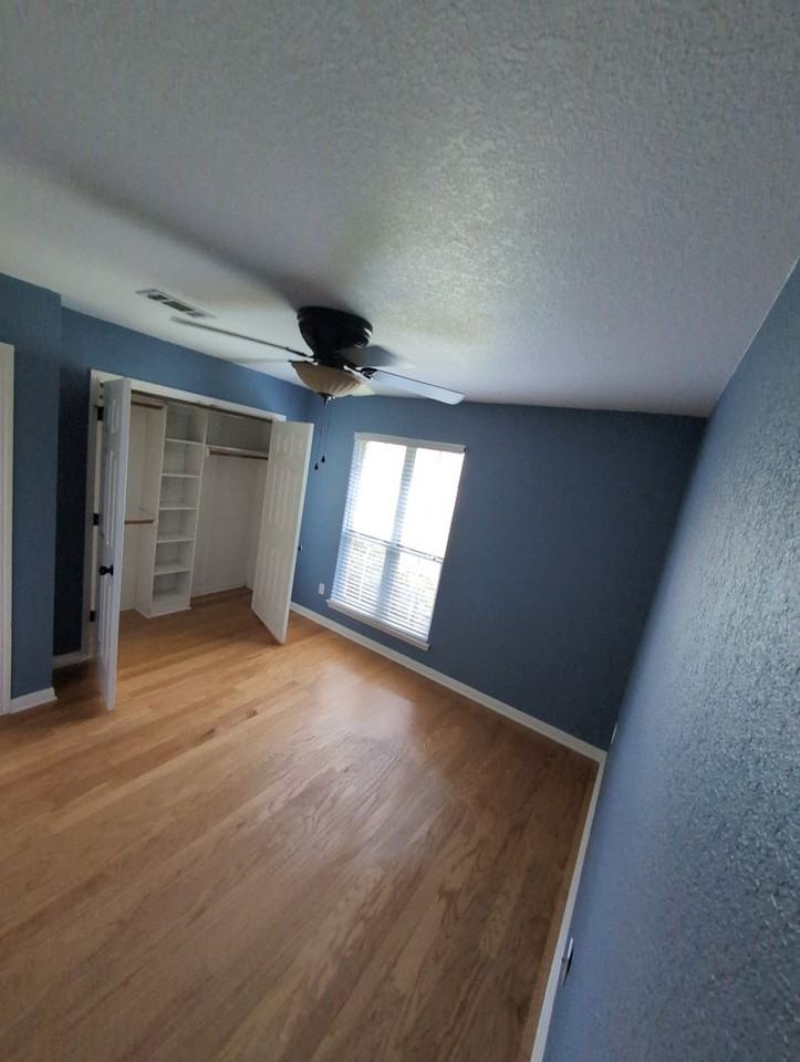 7647 Rosewood Dr - Photo 5 of 12
