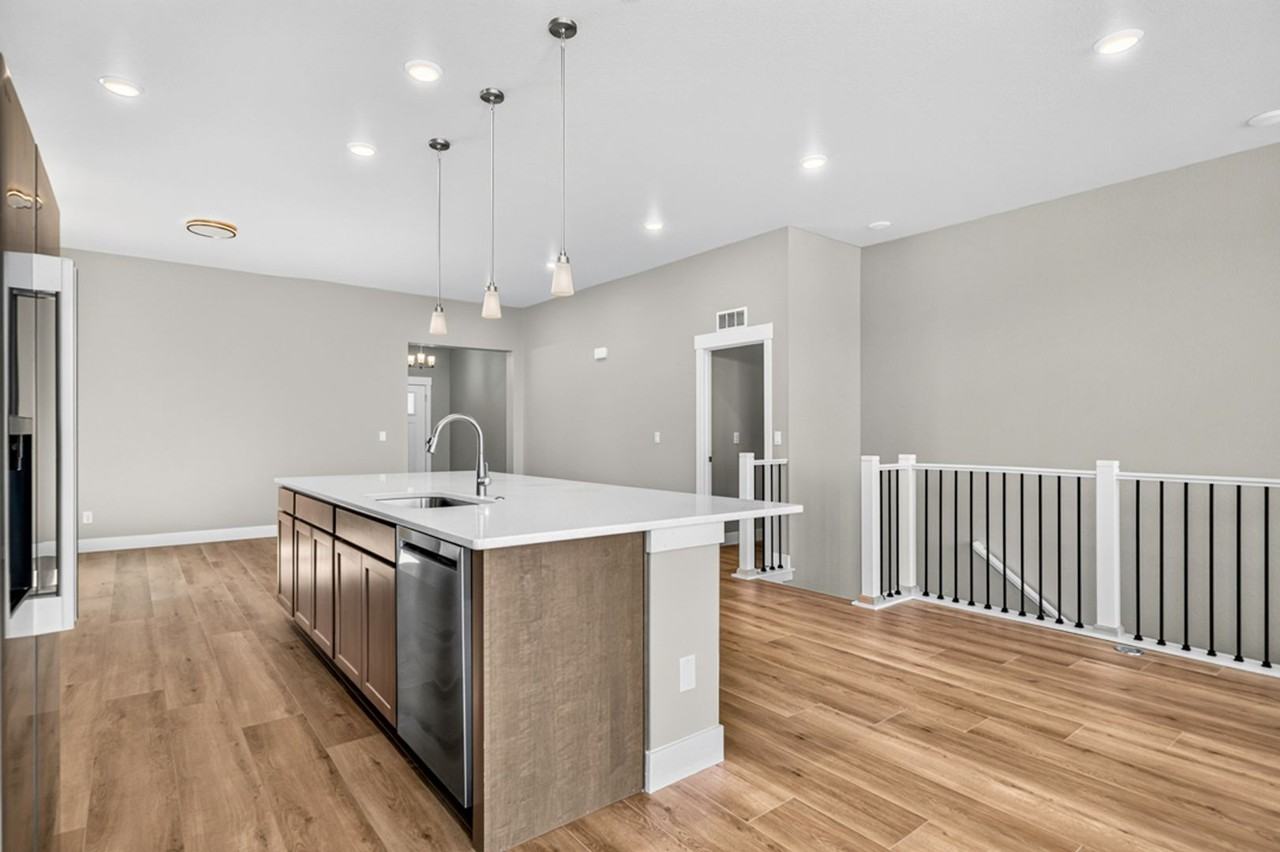 10131 Lake Arbor Ln - Photo 7 of 50