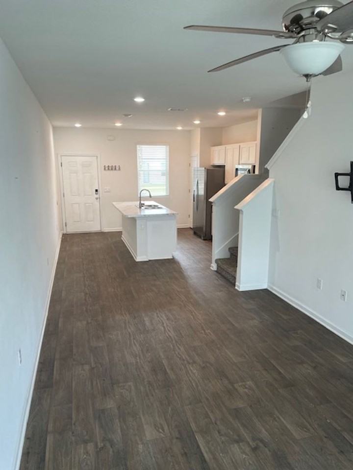 98 Vidalia Ridge Rd - Photo 3 of 10