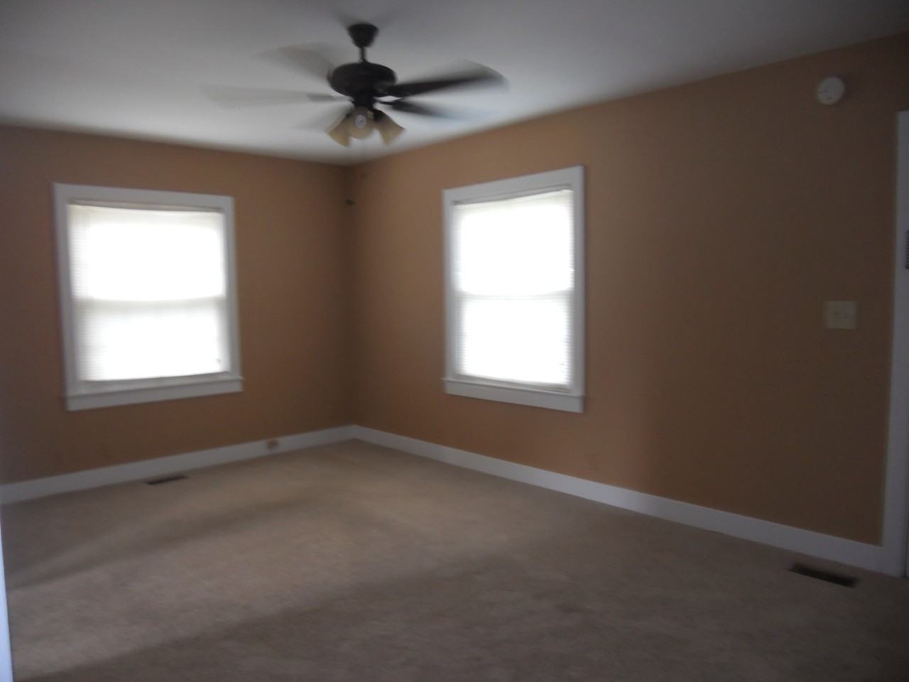 118 Golf Club Ln - Photo 2 of 32