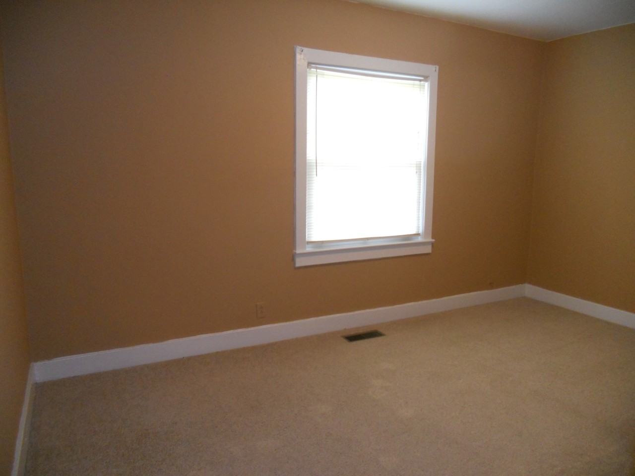 118 Golf Club Ln - Photo 6 of 32
