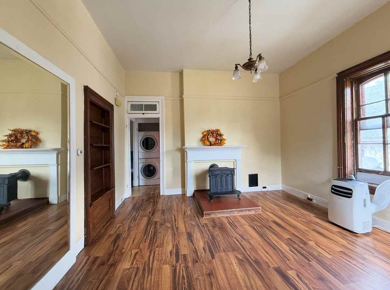 1008 Tippecanoe St #2 - Photo 3 of 8