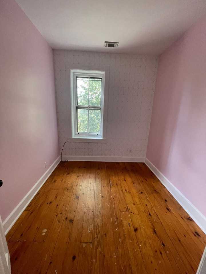 80 Chestnut St - Photo 6 of 12