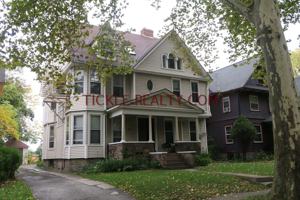 featured image of 12 Birch Cres