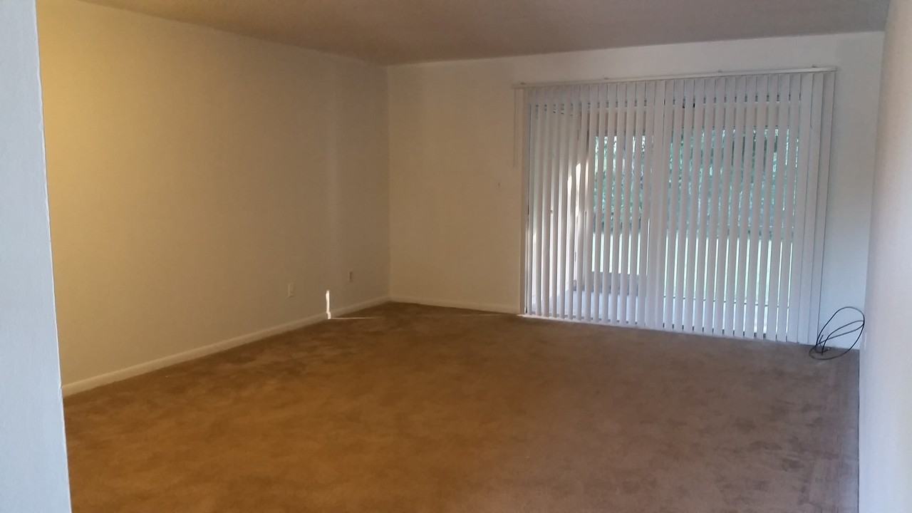 7312 Balboa Dr - Photo 2 of 4