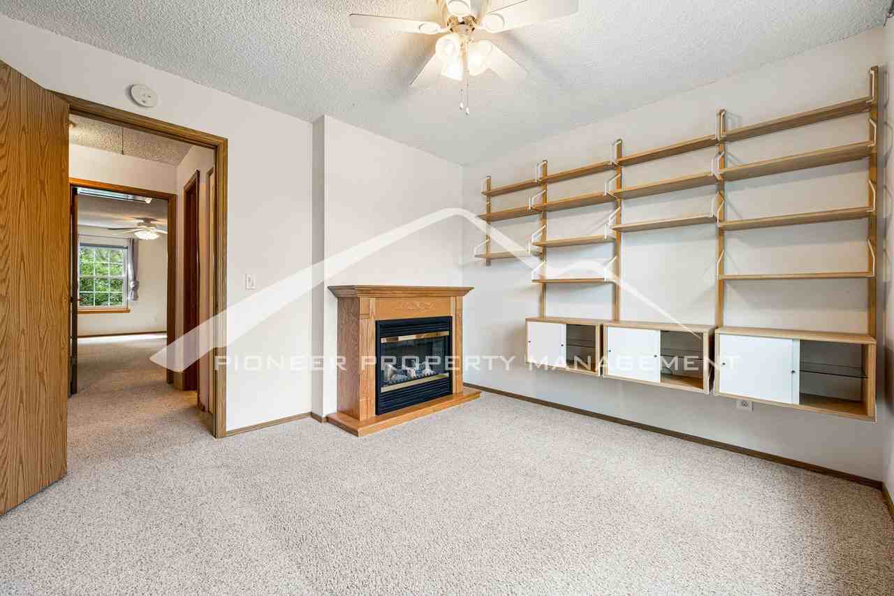 9742 W Cornell Pl - Photo 5 of 12