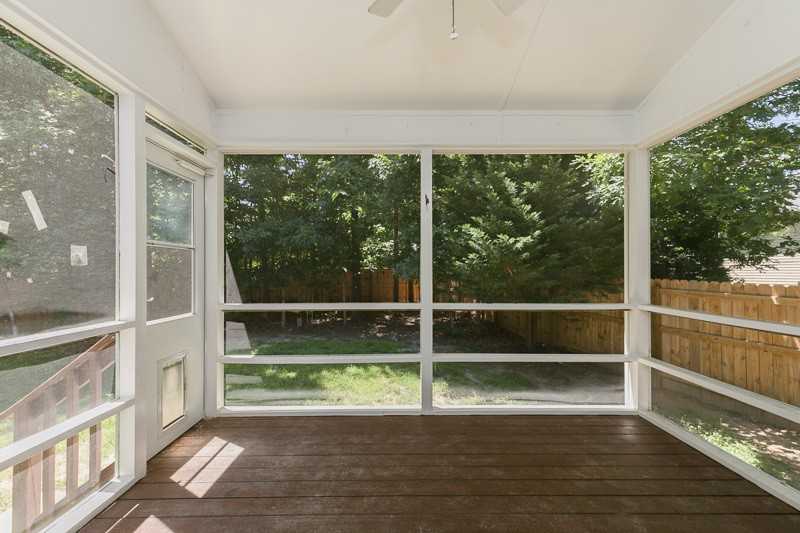 4003 Ellisfield Dr - Photo 3 of 14